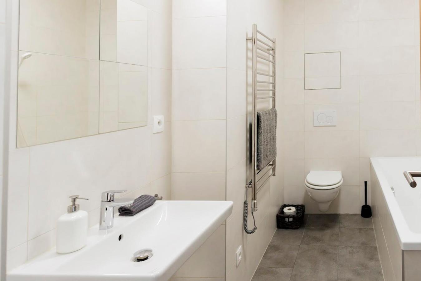Diamond Residence In Old Town With Free Parking Pressburg Exterior foto