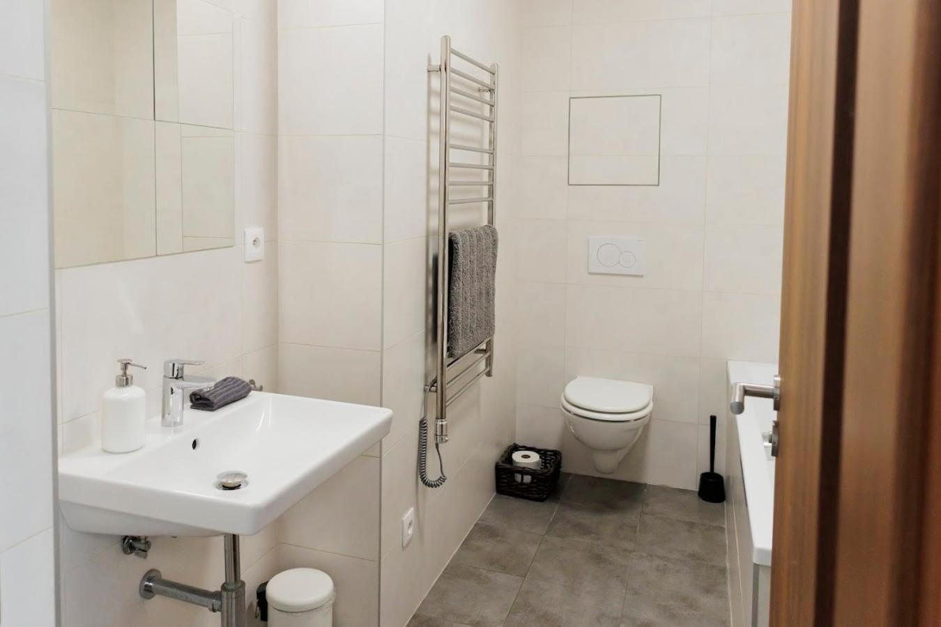 Diamond Residence In Old Town With Free Parking Pressburg Exterior foto